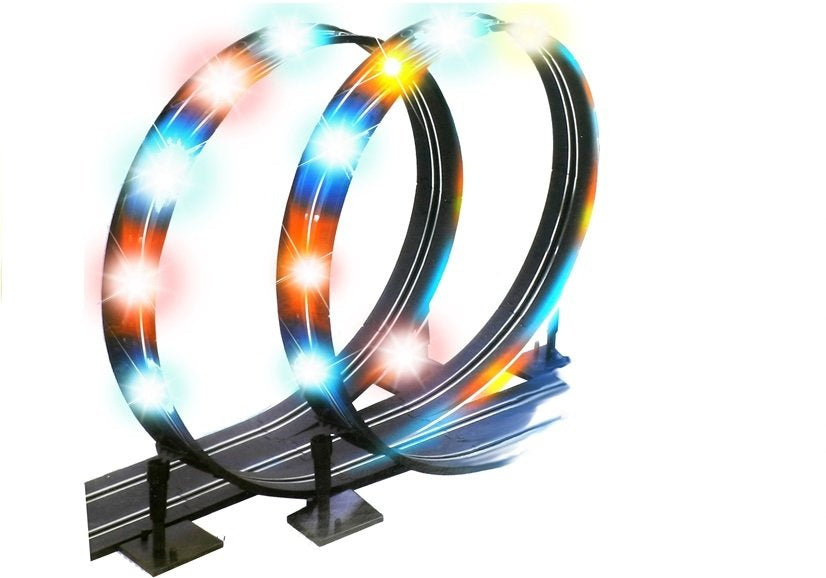 Závodní dráha 2 autíčka 1:43 s pętlou a LED světly