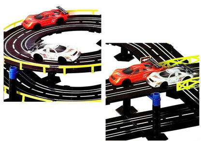 Závodní dráha s 2 autíčky – slot cars 1:43 s ovladači