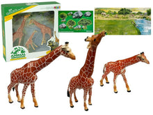 Žirafy figurky edukační rodina 3 kusy s pozadím Afrika
